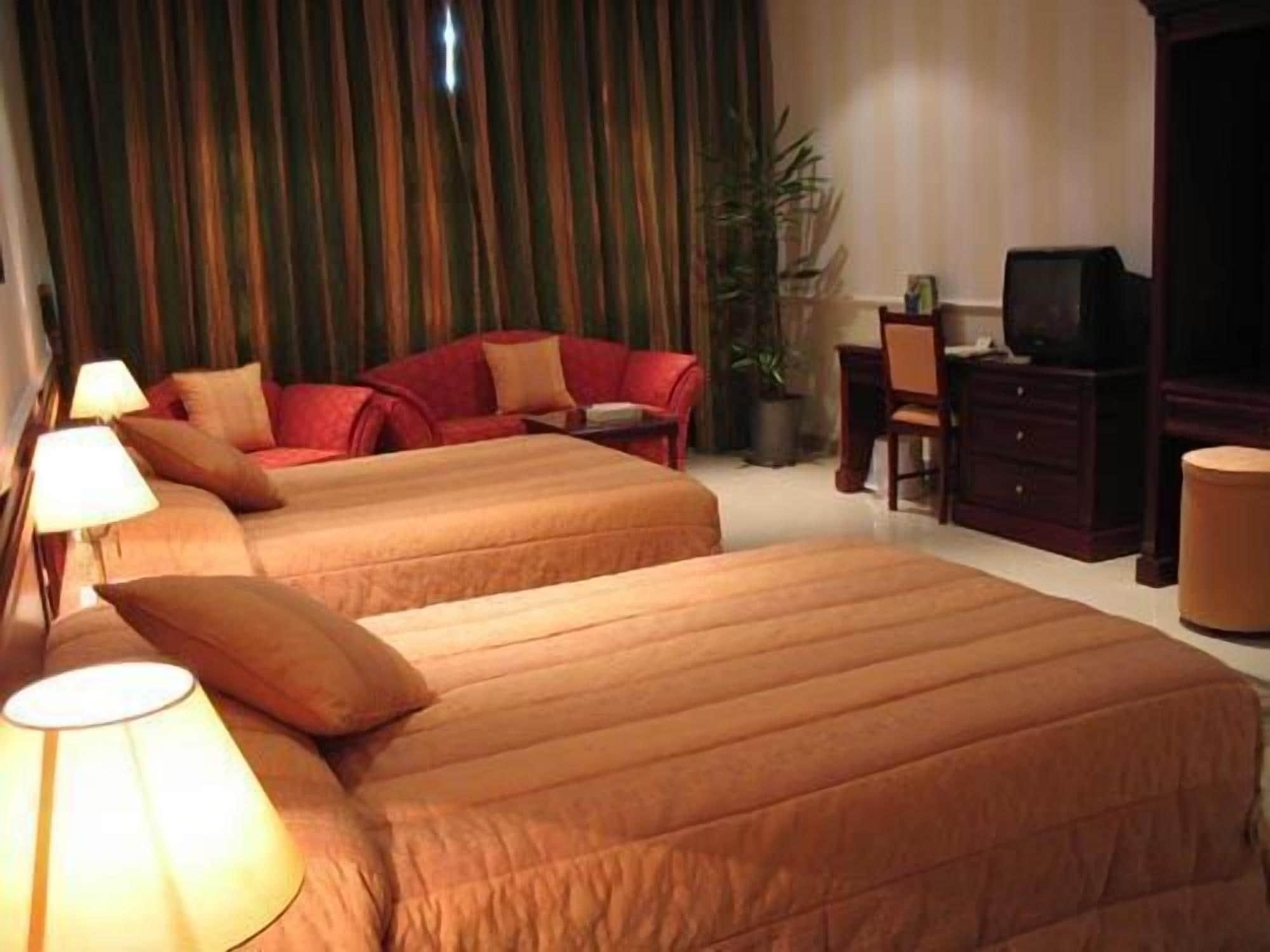 Al Bustan Hotel Doha Buitenkant foto