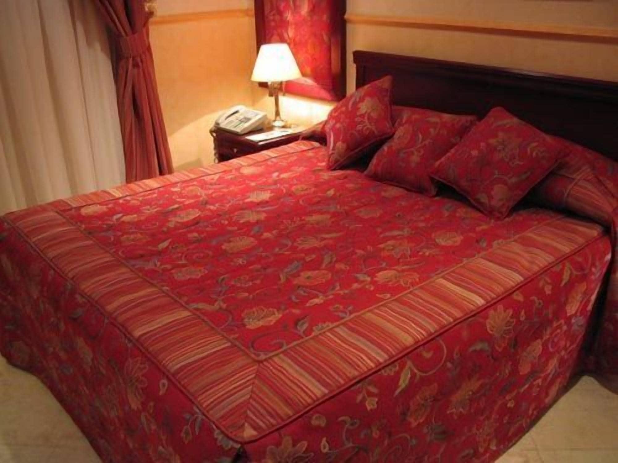 Al Bustan Hotel Doha Buitenkant foto