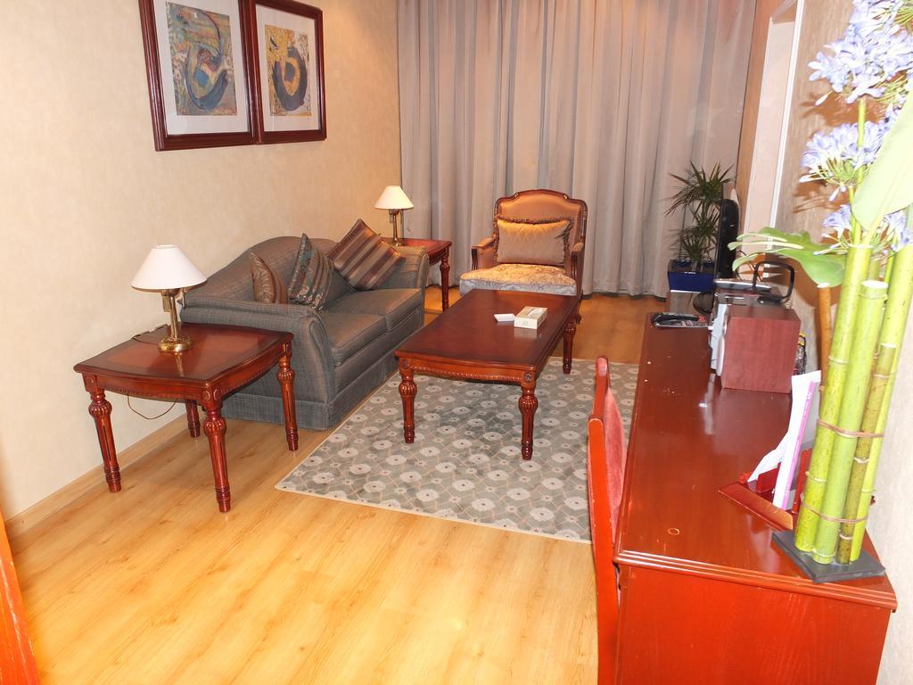 Al Bustan Hotel Doha Buitenkant foto